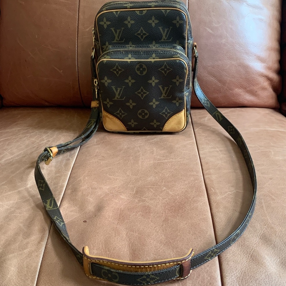 🤎Beautiful Authentic Vintage Louis Vuitton Amazone Crossbody Unisex Bag🤎